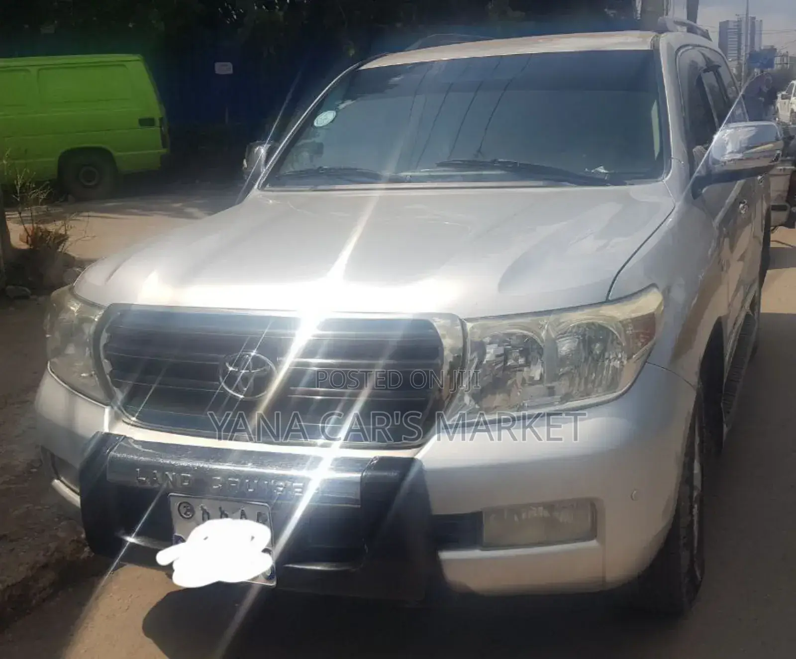 Toyota Land Cruiser 2009 White