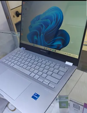 Photo - New Laptop Asus 16GB Intel Core I7 SSD 1T