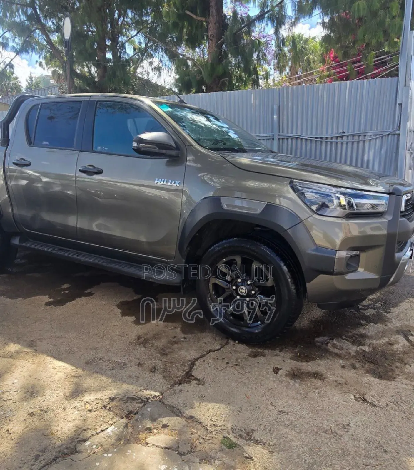 Toyota Hilux 2021 Green