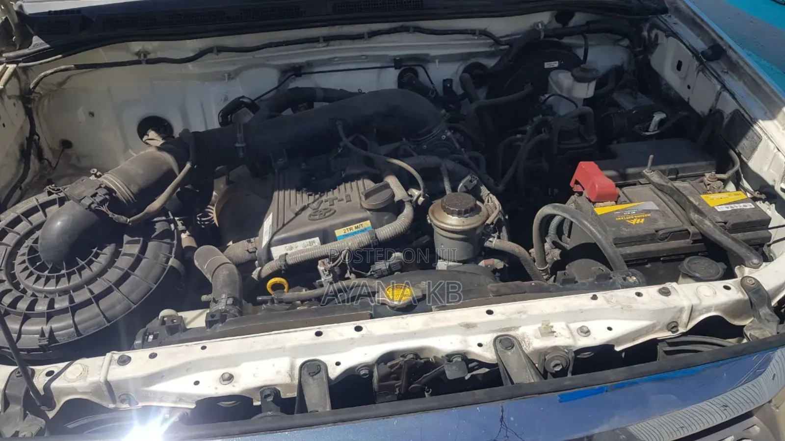 Toyota Fortuner 2.7 RWD 2012 White