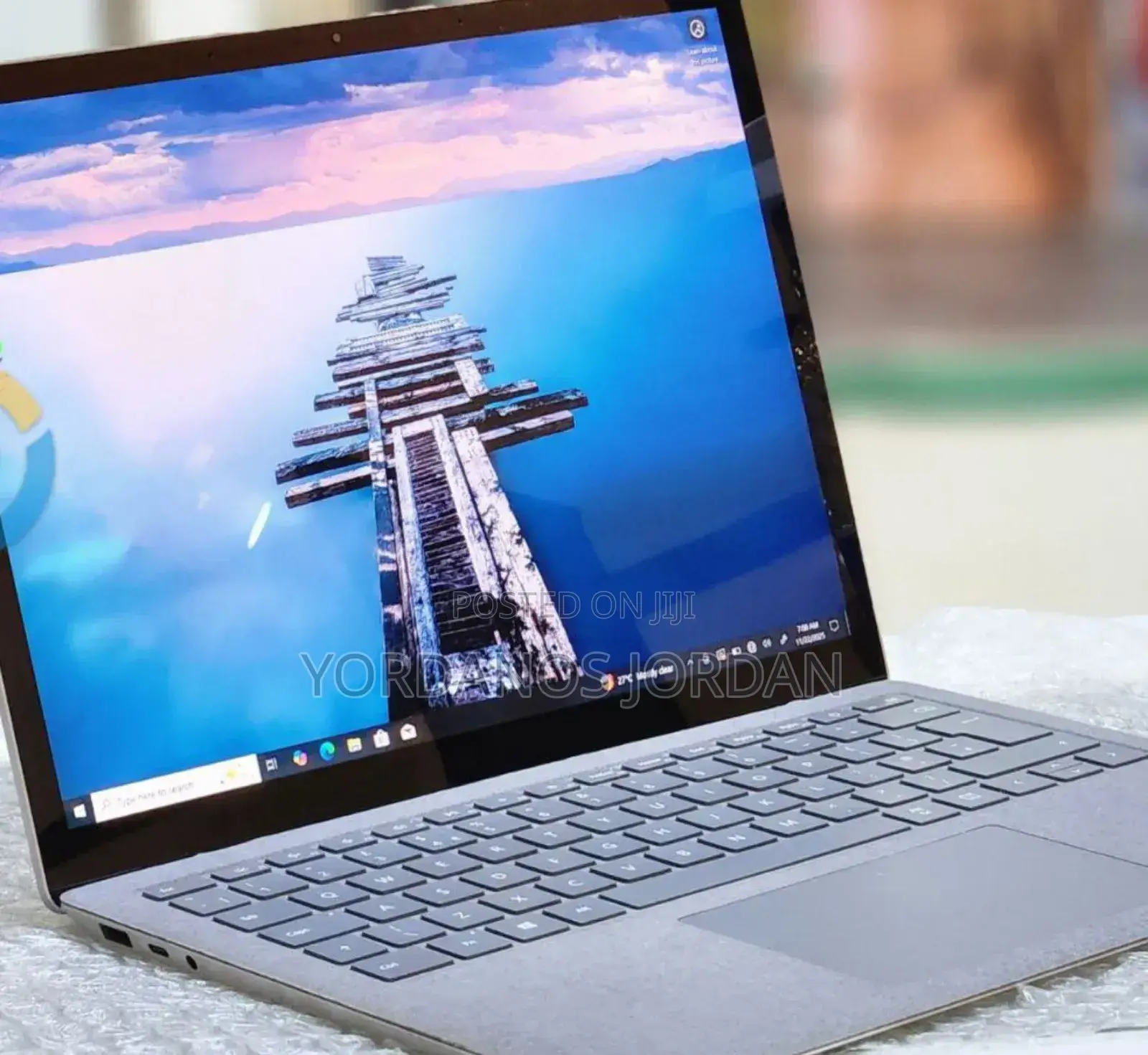 New Laptop Microsoft Surface 8GB Intel Core I5 SSD 512GB