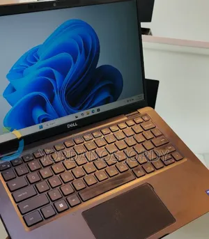 Photo - New Laptop Dell Latitude 7420 16GB Intel Core I7 SSD 512GB