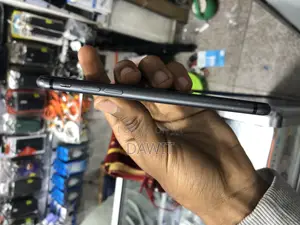 Apple iPhone 8 64 GB Black