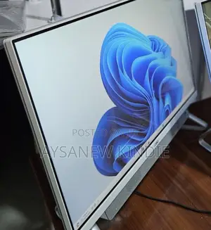 New Dell Inspiron 27 All-in-One 12GB Intel Core I7 SSD 512GB