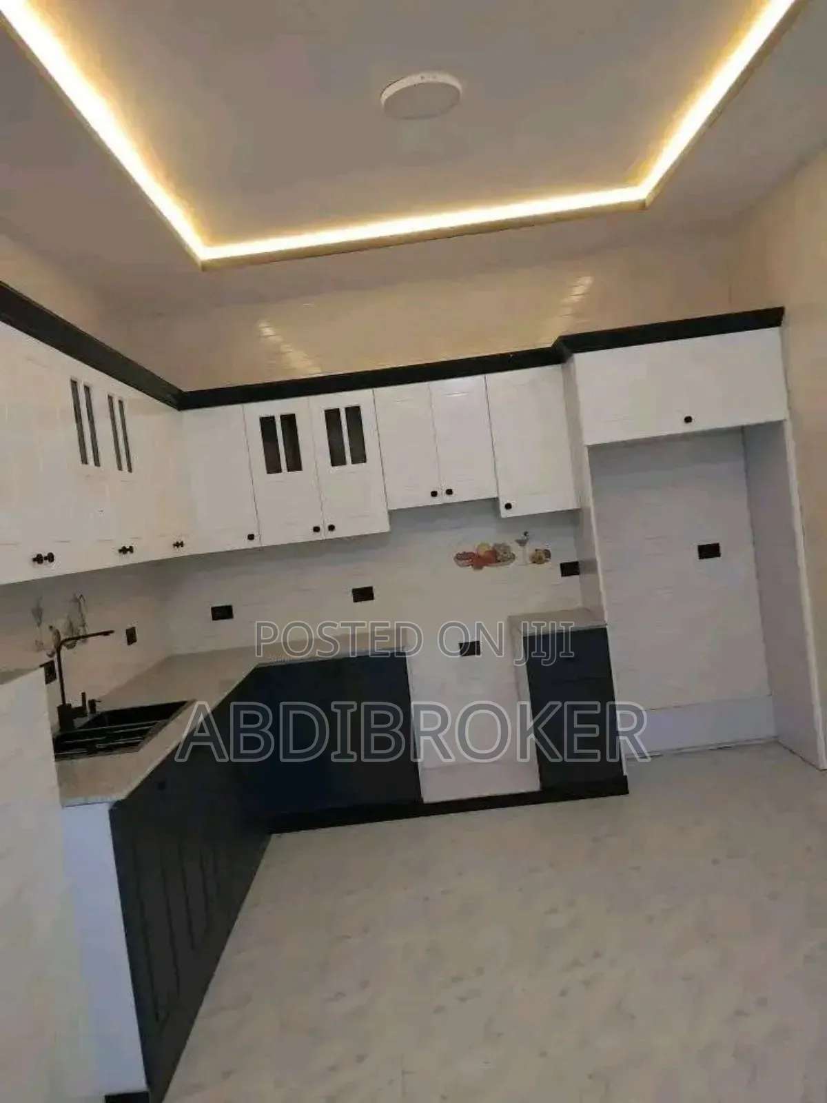 Furnished 10bdrm House in Hayat Area, Bole for sale