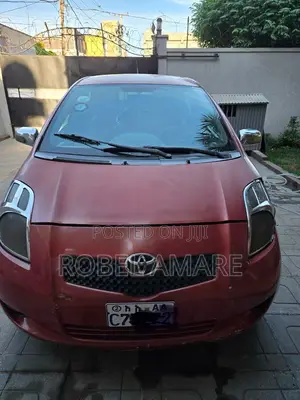 Toyota Yaris 1.0 2006 Orange