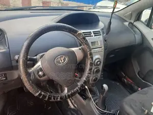 Toyota Yaris 1.0 2006 Orange