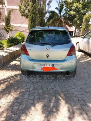 Toyota Vitz 2008 Gray
