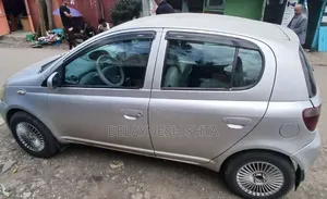 Toyota Vitz 2008 Gray