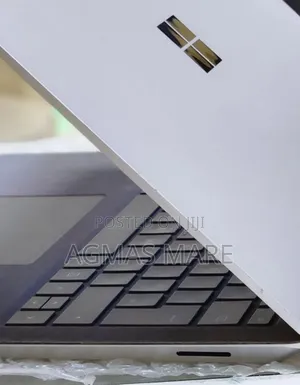 New Laptop Microsoft Surface 8GB Intel Core I7 SSD 512GB