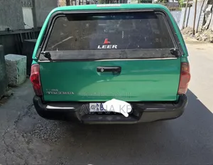 Toyota Tacoma 2009 Green