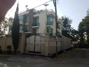 Photo - 6bdrm House in Private, Nifas Silk-Lafto for rent