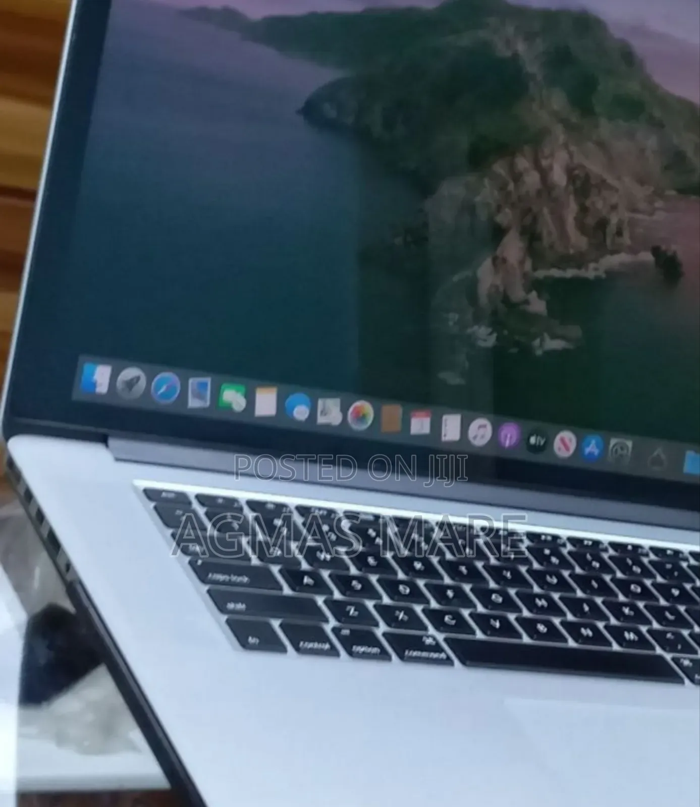 New Laptop Apple MacBook Pro 2013 8GB Intel Core I7 SSD 256GB