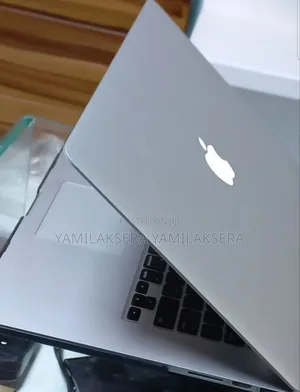 New Laptop Apple MacBook Pro 2013 8GB Intel Core I7 SSD 256GB