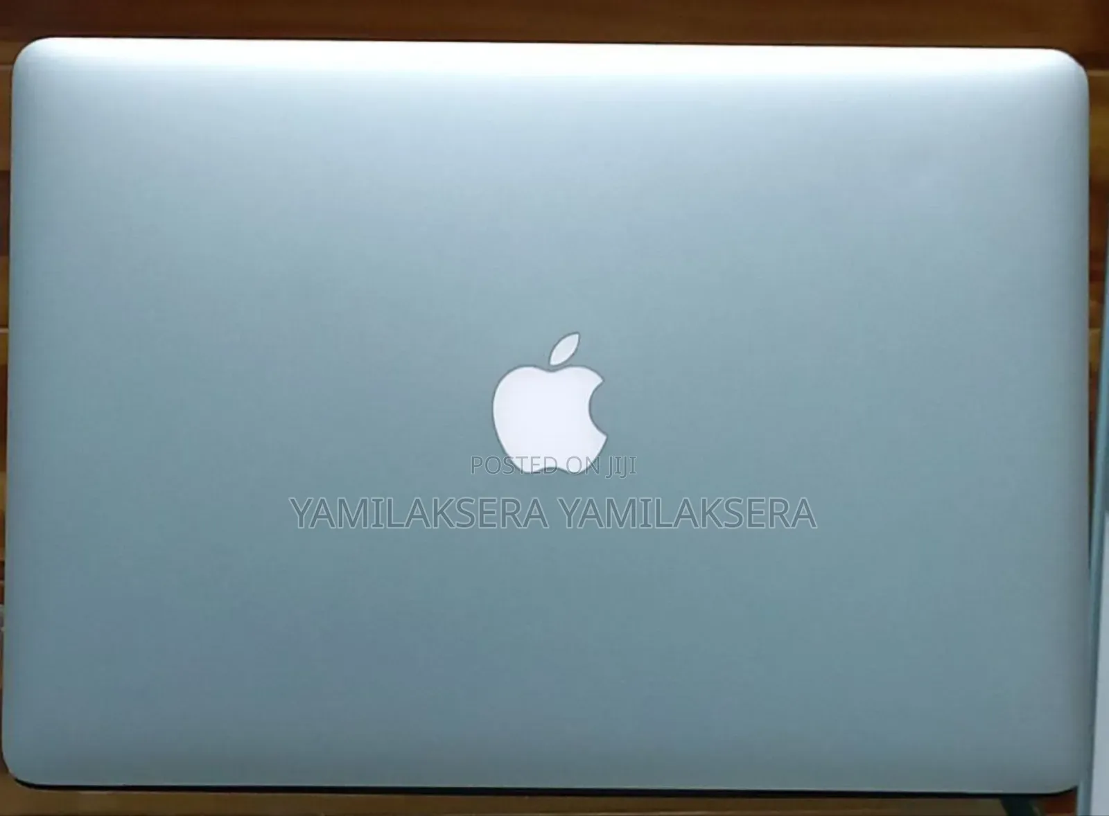 New Laptop Apple MacBook Pro 2013 8GB Intel Core I7 SSD 256GB