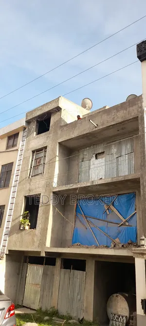 6bdrm House in Semit, Yeka for sale