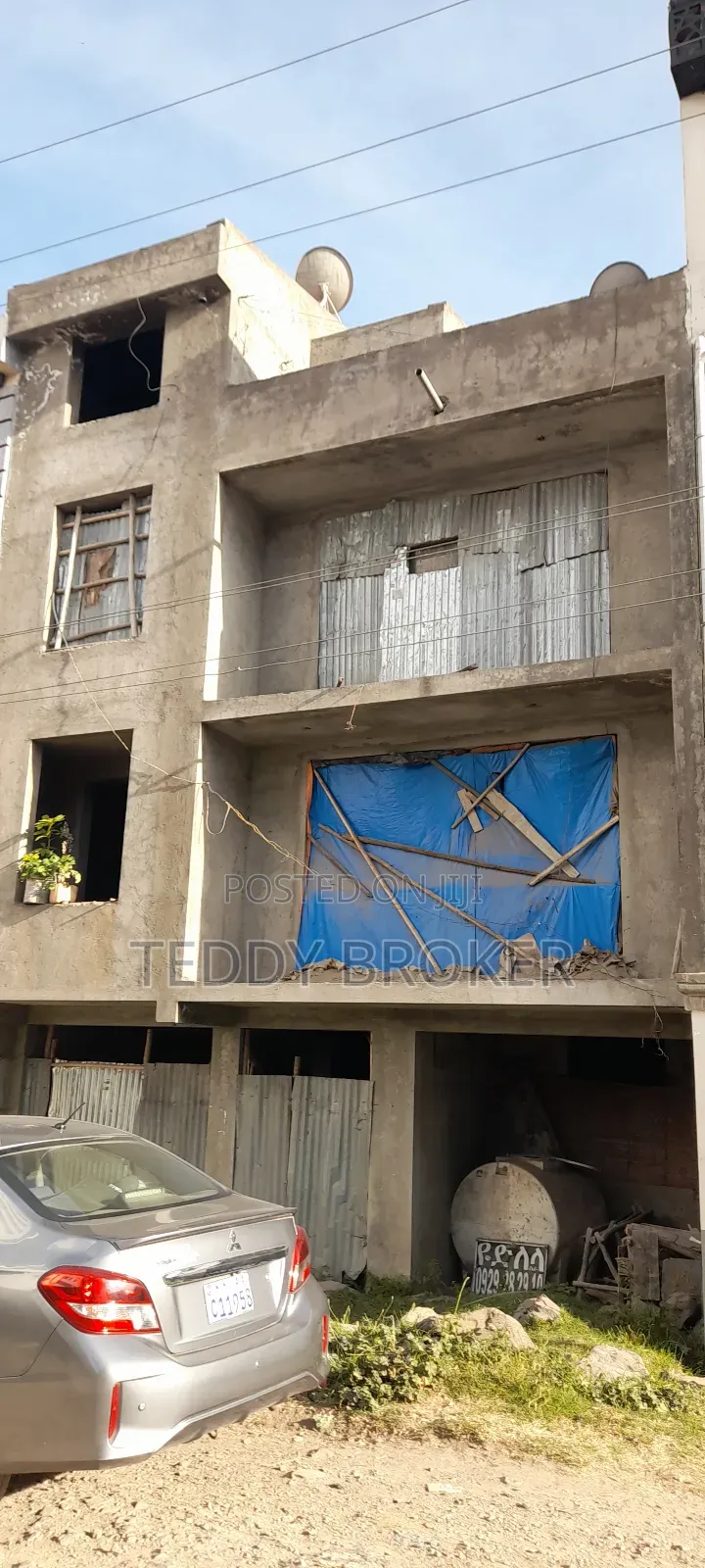 6bdrm House in Semit, Yeka for sale