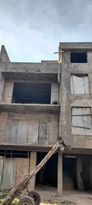 6bdrm House in Semit, Yeka for sale