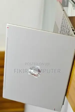 New Laptop HP Pavilion 15 8GB Intel Core I5 SSD 256GB