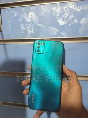 Photo - Infinix Smart 6 32 GB Blue