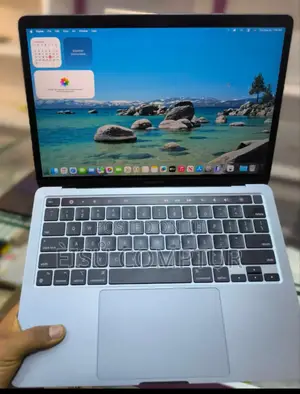 New Laptop Apple MacBook Pro M1 8GB Apple M1 Pro SSD 512GB