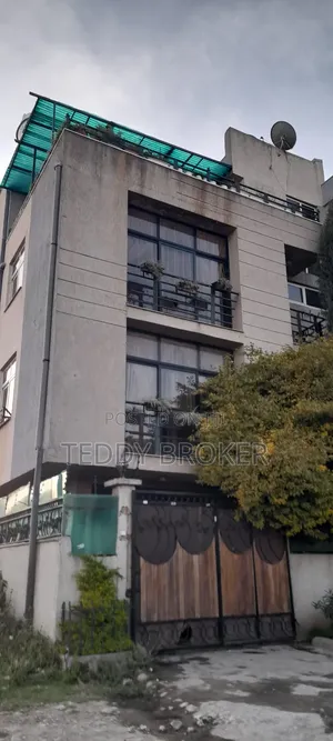 6bdrm House in Semit, Yeka for sale