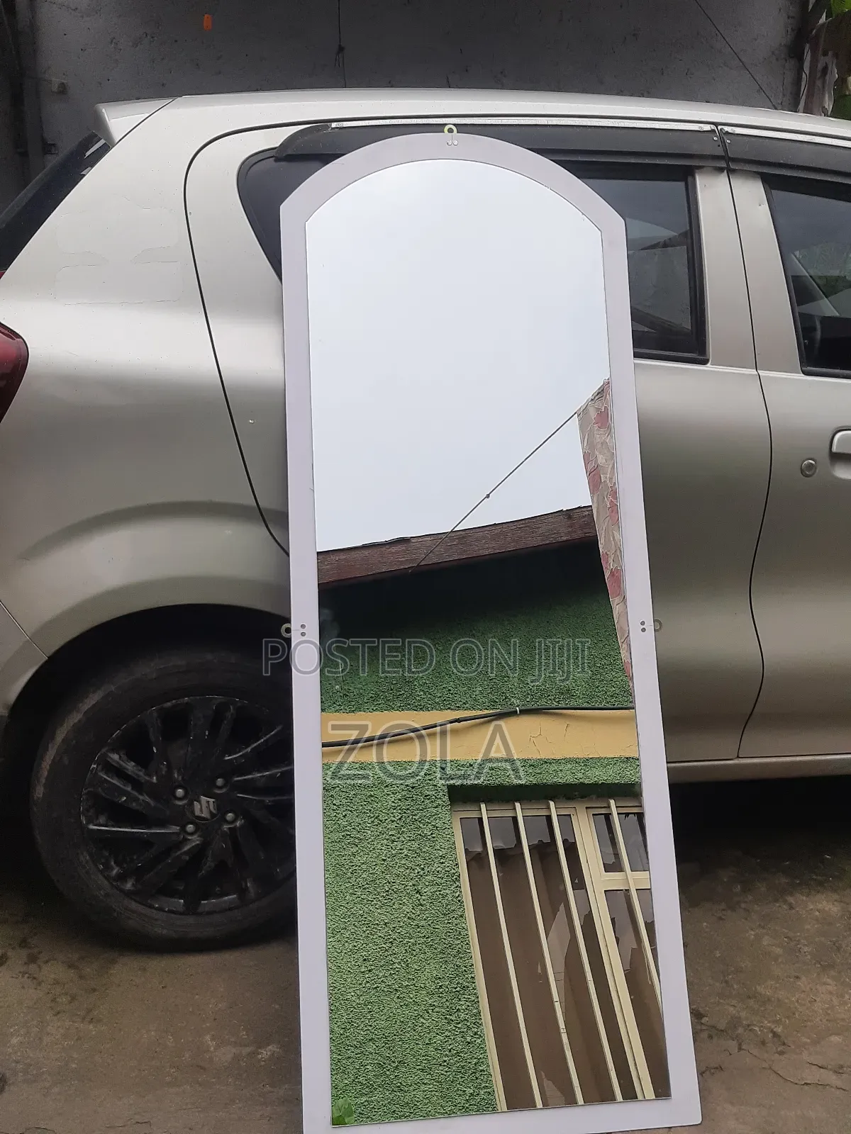 Mirror (መስታወት)