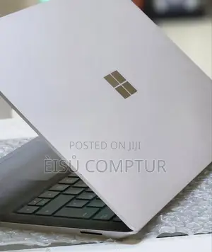 New Laptop Microsoft Surface 16GB Intel Core I7 SSD 512GB