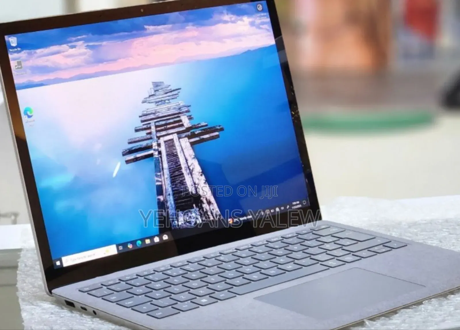 New Laptop Microsoft Surface 8GB Intel Core I5 SSD 512GB