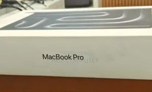 New Apple Macbook Pro 2025 M5 14-Inch 16GB Apple M4 Pro SSD 512GB