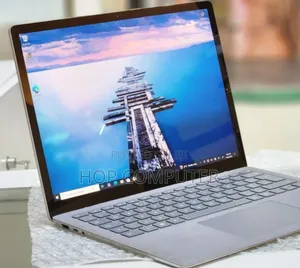 New Laptop Microsoft Surface 8GB Intel Core I5 SSD 512GB
