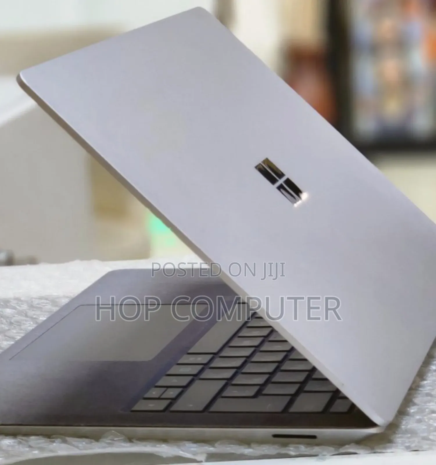 New Laptop Microsoft Surface 8GB Intel Core I5 SSD 512GB