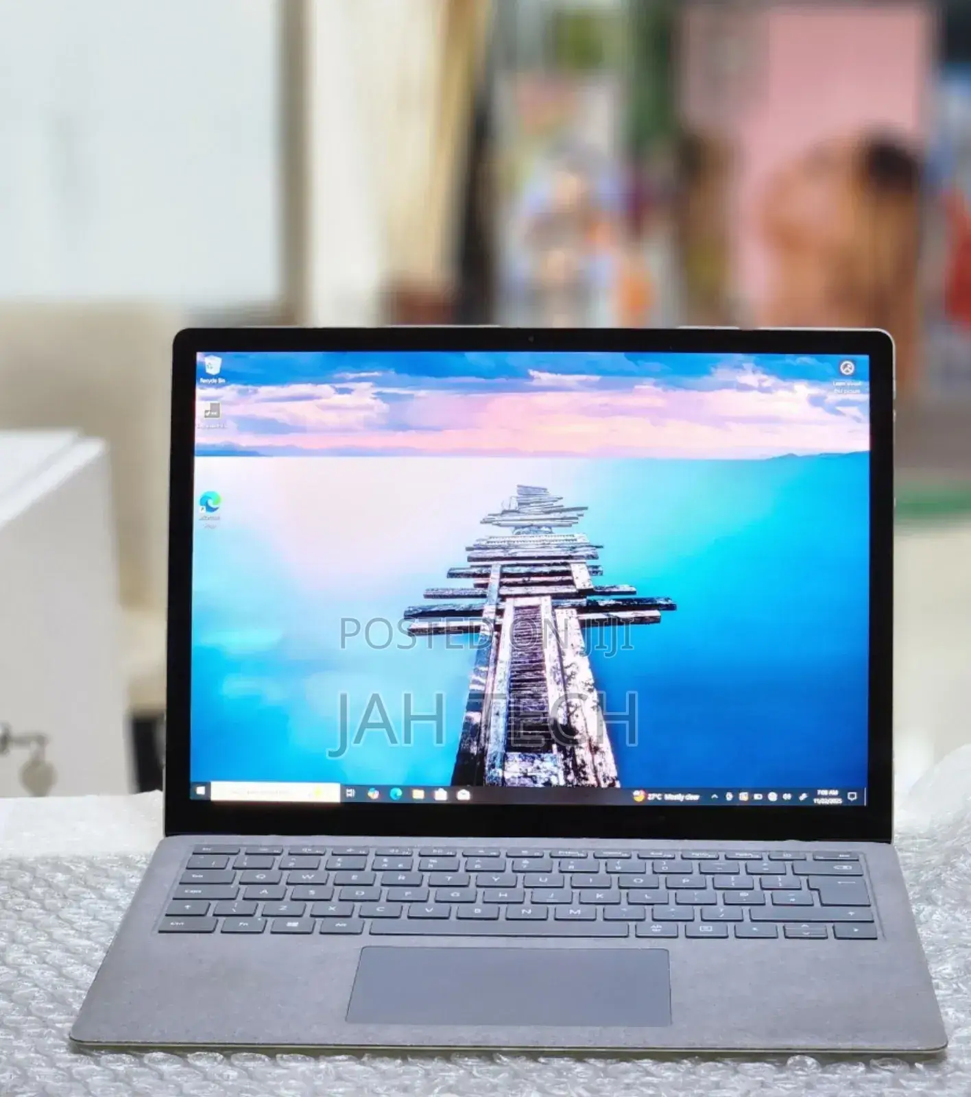 New Laptop Microsoft Surface 8GB Intel Core I5 SSD 512GB