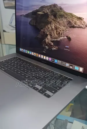 New Laptop Apple MacBook Pro 2019 32GB Intel Core I9 SSD 1T
