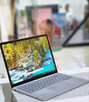 New Laptop Microsoft Surface 16GB Intel Core I7 SSD 512GB