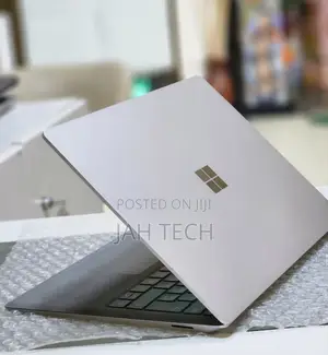 New Laptop Microsoft Surface 16GB Intel Core I7 SSD 512GB