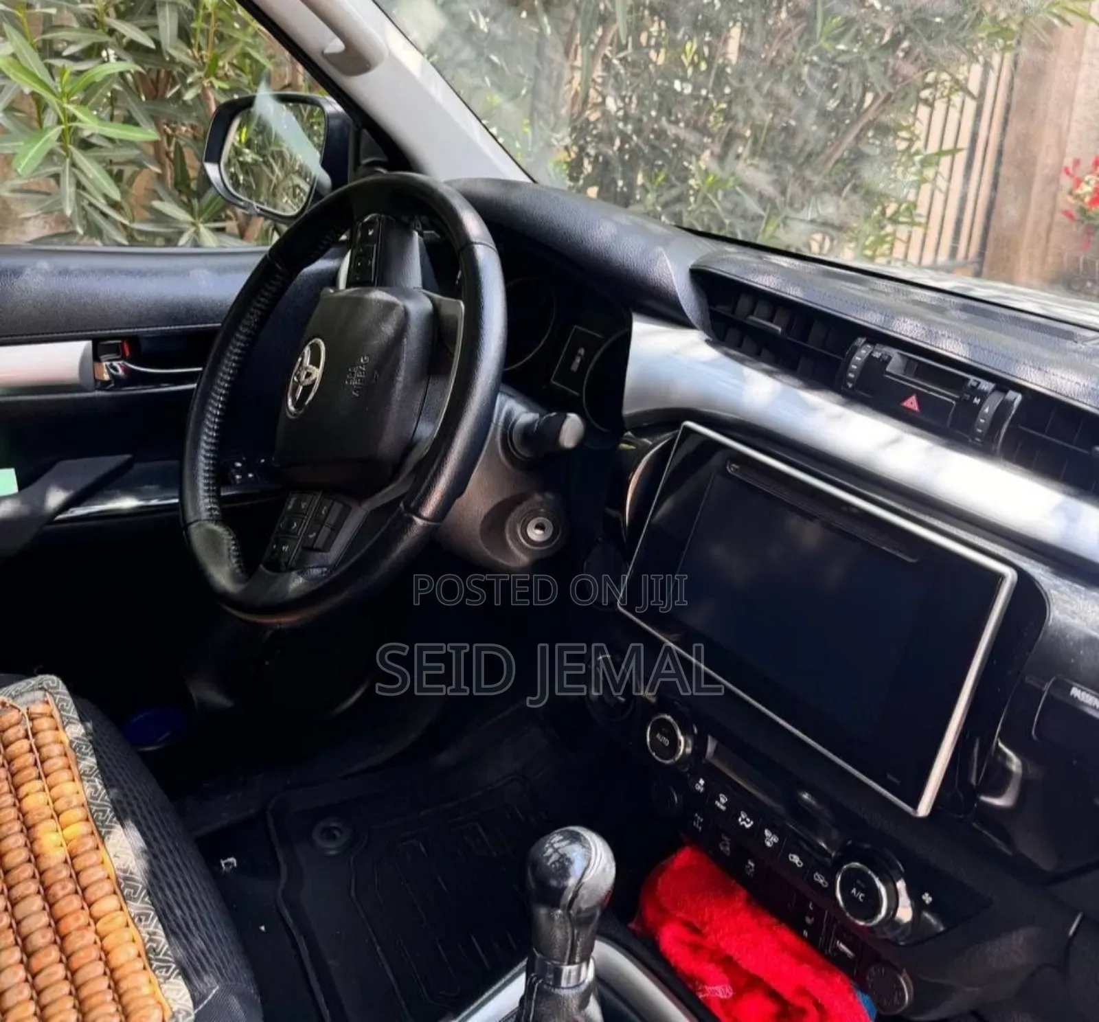 Toyota Hilux 2019 Silver