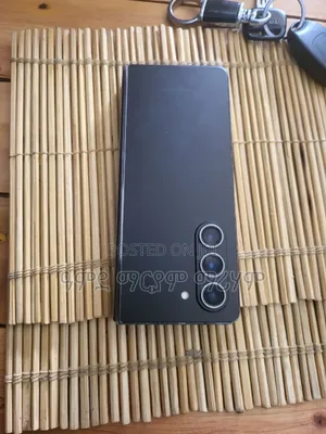 Samsung Z Fold 5 Mobile