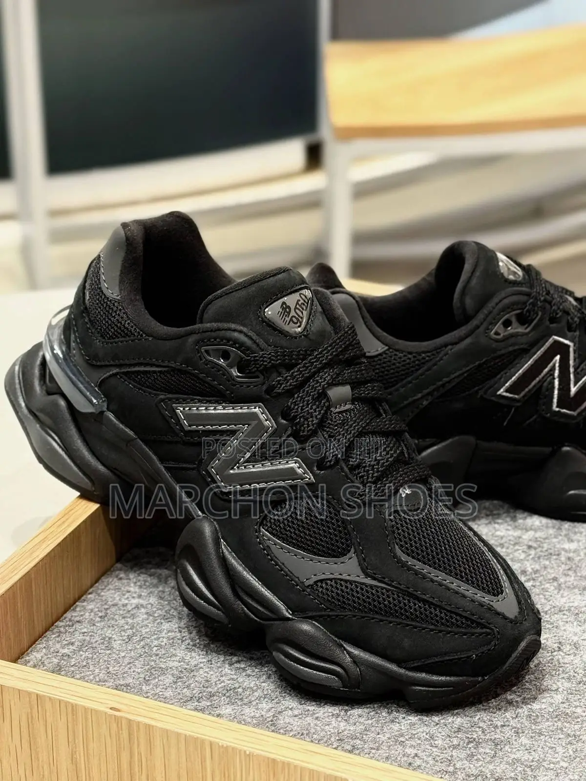 New Balance 9060 (Black)