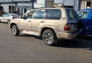 Toyota Land Cruiser 90 2002 Brown