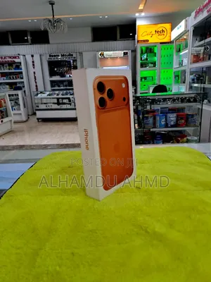 Photo - New Apple iPhone 17 Pro Max 256 GB