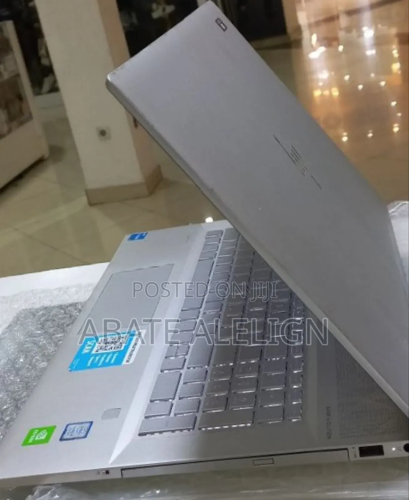 New Laptop HP Envy 17 16GB Intel Core I7 SSD 512GB