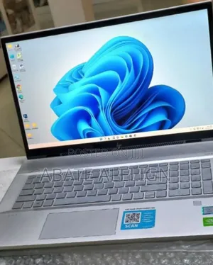 New Laptop HP Envy 17 16GB Intel Core I7 SSD 512GB
