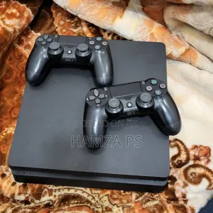 Photo - Ps4 Slim Jailbreak የሆነ ብዛት አለን