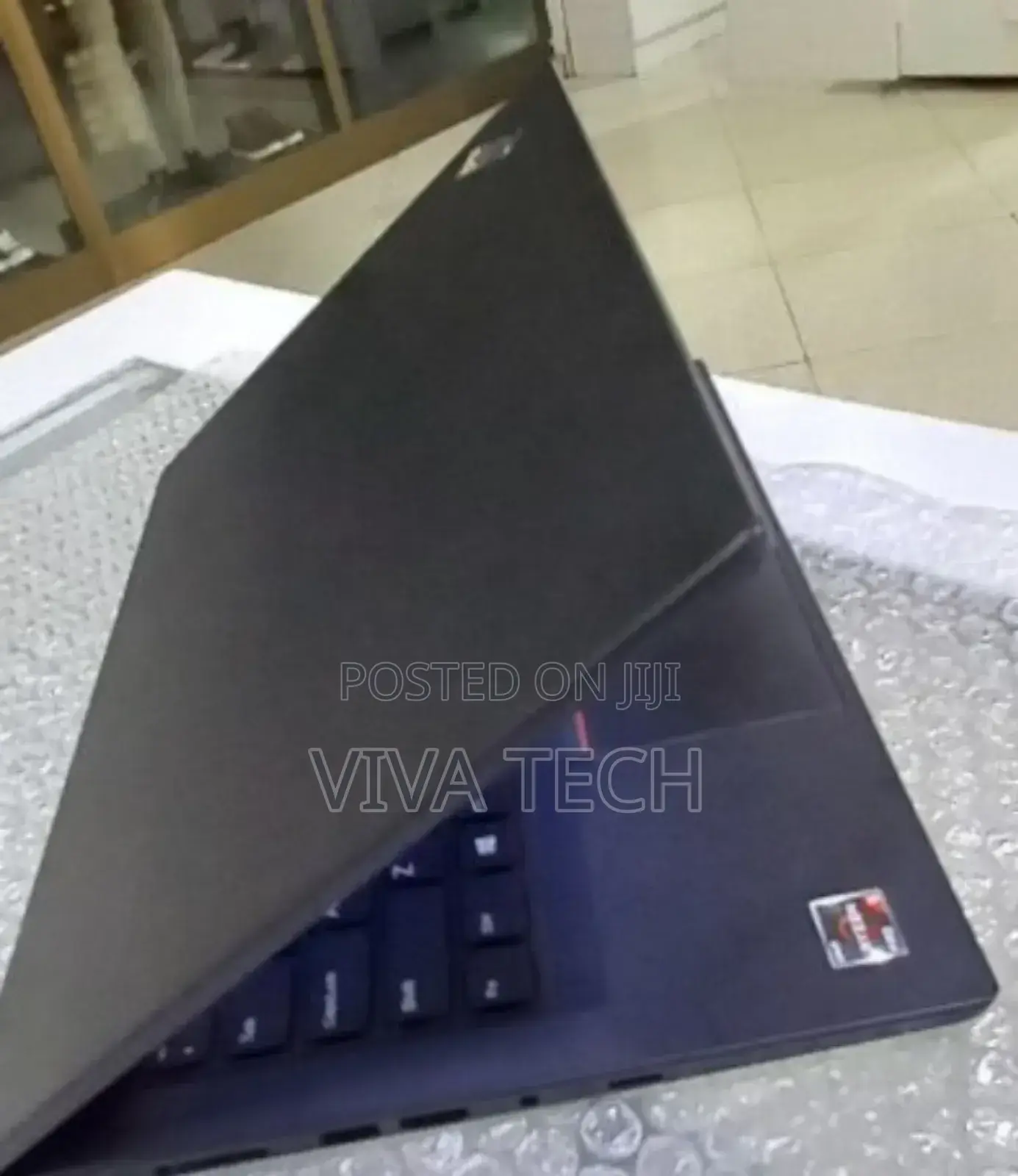 New Laptop Lenovo ThinkPad T495s 16GB AMD Ryzen 5 SSD 512GB