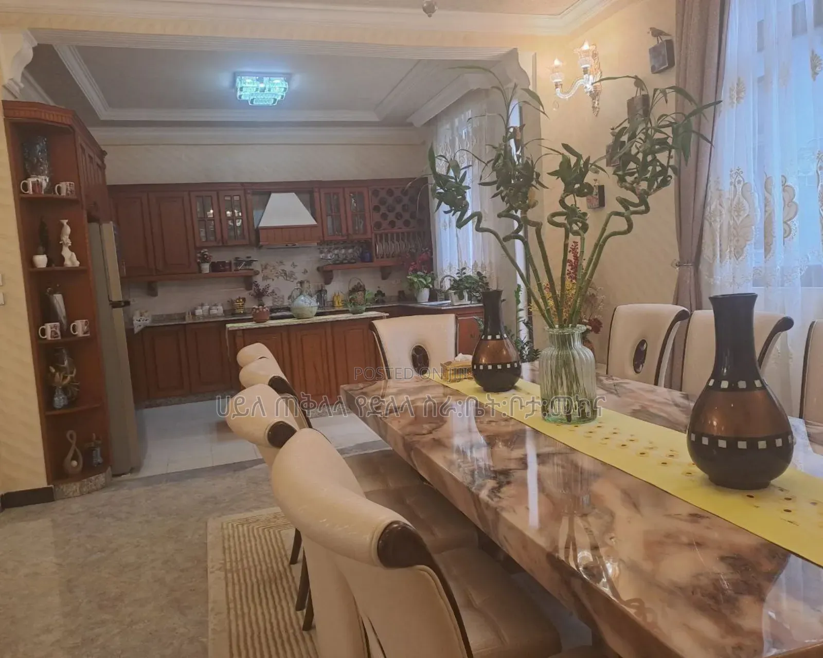 Furnished 9bdrm Townhouse/Terrace in አያት አካባቢ ኮምፋውንድ ውስጥ, Yeka for sale