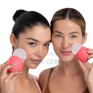 Photo - Silicone Facial Ice Roller
