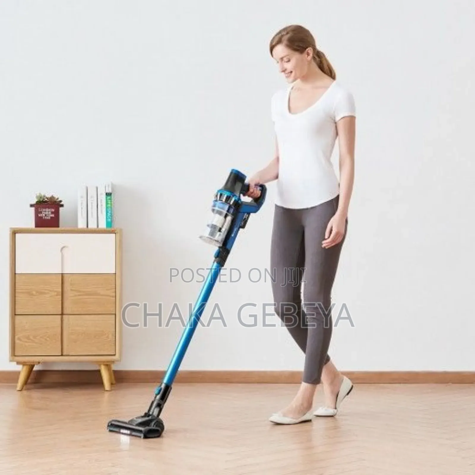 Sonifer Hand Vacuum  - 800w - 4m Cable - 0.7l Capacity