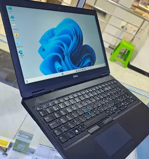 New Laptop Dell Latitude 10 8GB Intel Core I5 SSD 256GB