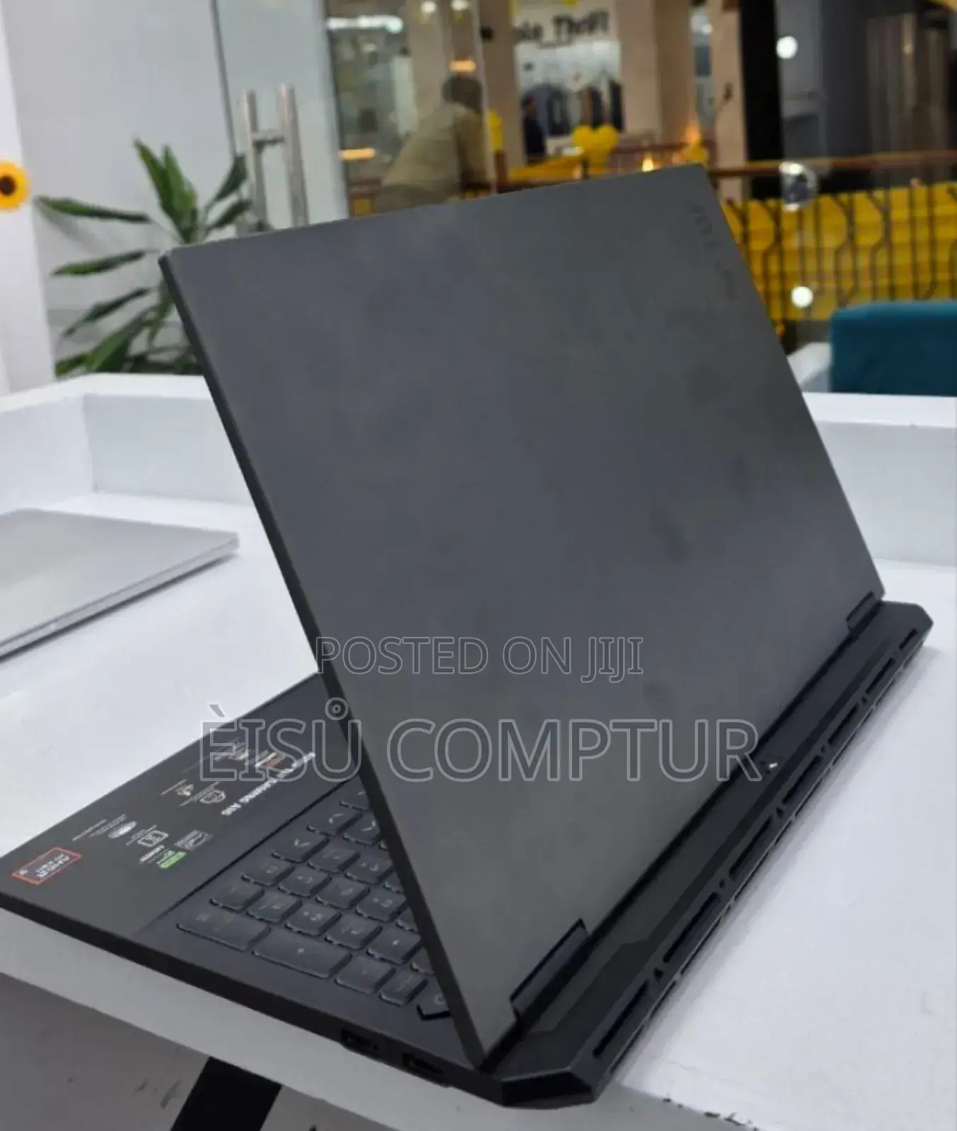 New Laptop Asus TUF Gaming A16 32GB AMD Ryzen 9 SSD 1T